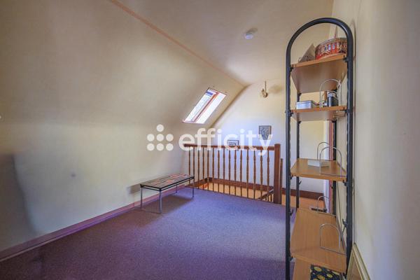 Maison
         8 pièces
        - 162 m² Exclusivité 234 000 € *