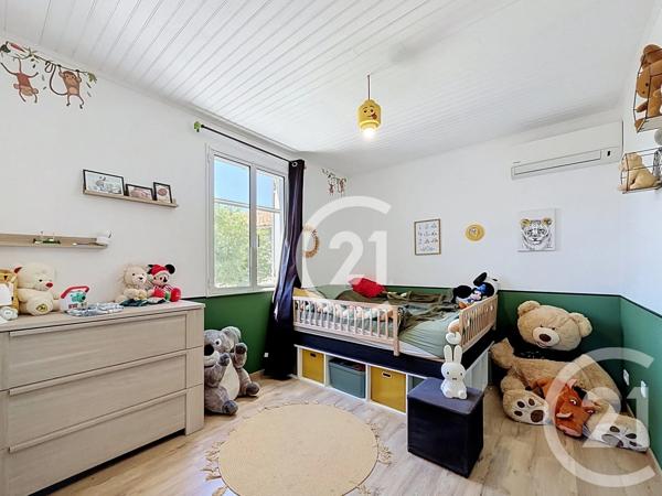 Maison à vendre  4 pièces - 89,05 m 2   ARLES  - 13