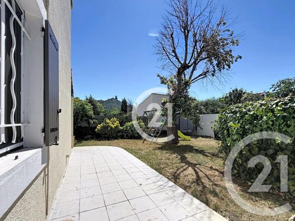 Maison à vendre  4 pièces - 89,05 m 2   ARLES  - 13