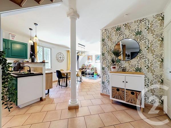 Maison à vendre  4 pièces - 89,05 m 2   ARLES  - 13
