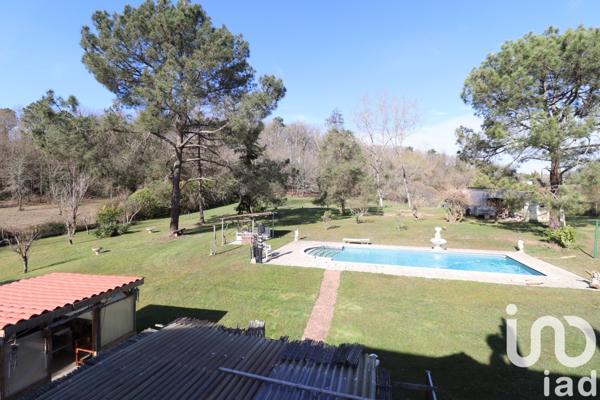 House for sale 6 rooms 240 m² Pompignac