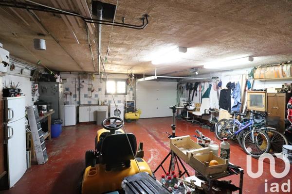 House for sale 6 rooms 240 m² Pompignac