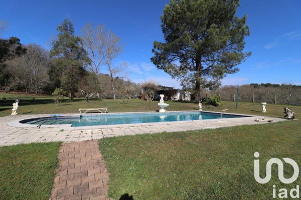 House for sale 6 rooms 240 m² Pompignac