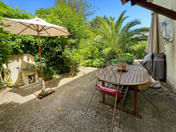 En exclusivité Maison T6 de 147 m2 avec piscine, jardin, garage à Allauch 13190