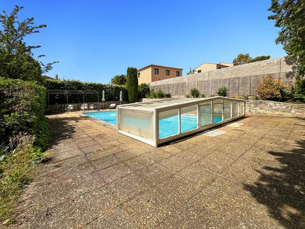 En exclusivité Maison T6 de 147 m2 avec piscine, jardin, garage à Allauch 13190