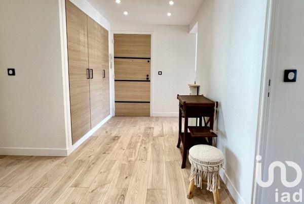 Appartement 4 pièces de 101 m² à Le Cannet (06110)