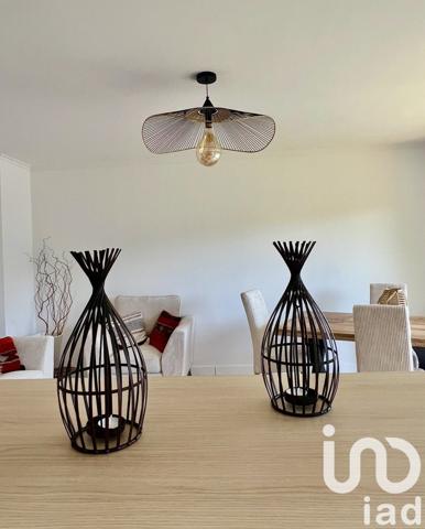 Appartement 4 pièces de 101 m² à Le Cannet (06110)