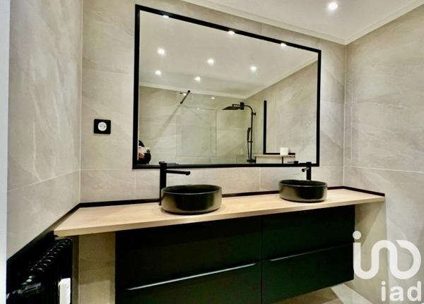 Appartement 4 pièces de 101 m² à Le Cannet (06110)