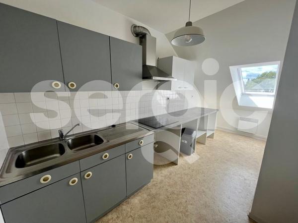 Location 3 Pieces 72 80000 Amiens 25 1602 01 0015