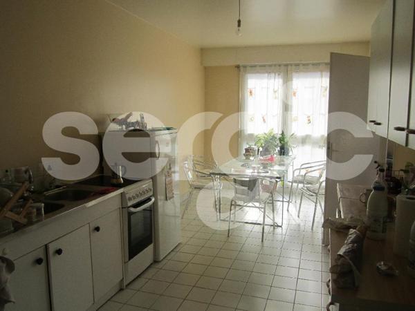 Location 3 Pieces 85 80000 Amiens 25 0033 03 0162