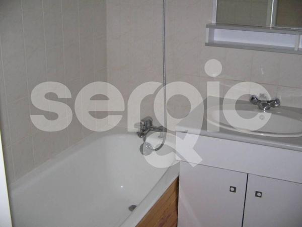 Location 3 Pieces 85 80000 Amiens 25 0033 03 0162