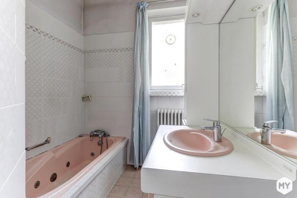 Maison • Vente • 150m2 • Pérignat-lès-Sarliève 360 000 € FAI
