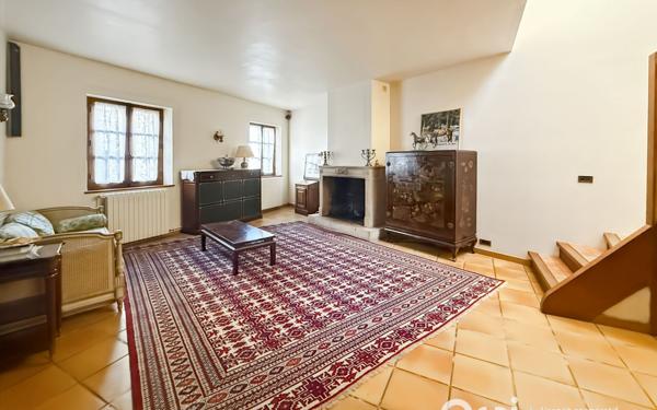 Maison à vendre    4 pièces •  Ambleville