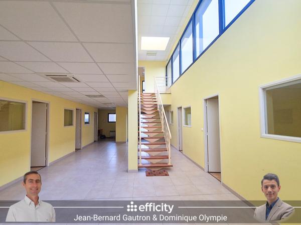 Bureau 21 pièces - 297 m²