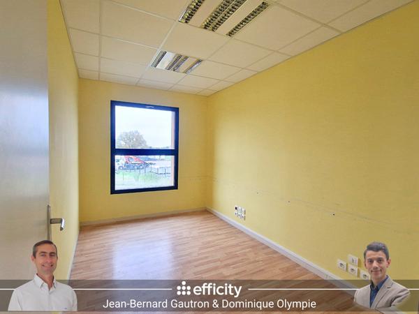 Bureau 21 pièces - 297 m²