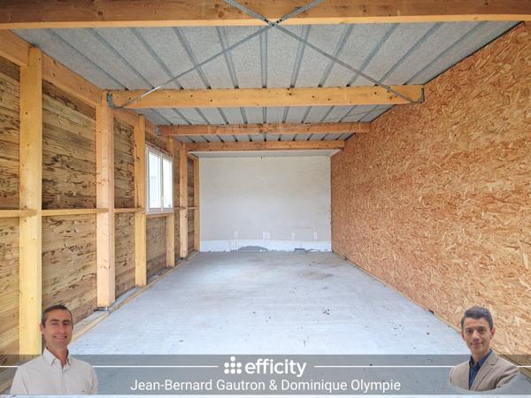 Bureau 21 pièces - 297 m²