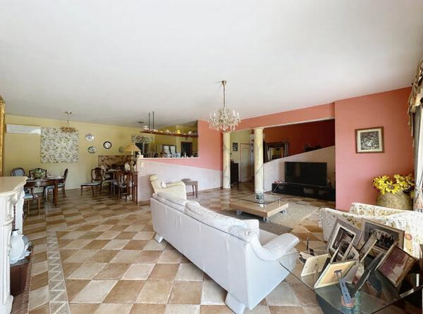 Maison à BIOT (06410)