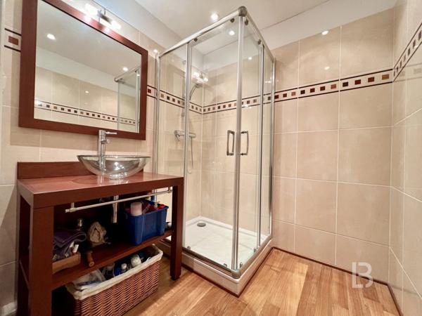 3 pièces à la lisière du Cap d'Antibes