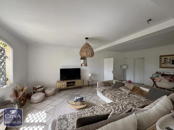 Maison à vendre 5 pièces 174m² Grimaud (83310)