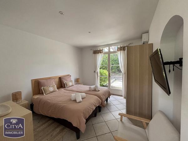 Maison à vendre 5 pièces 174m² Grimaud (83310)