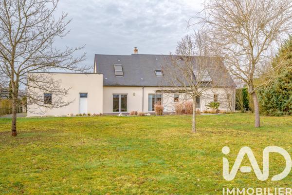 Maison à vendre 8 pièces 240 m² Luynes
