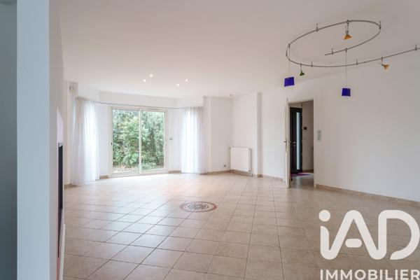 Maison à vendre 8 pièces 240 m² Luynes