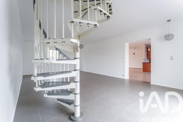 Maison à vendre 8 pièces 240 m² Luynes