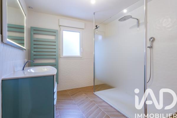 Maison à vendre 8 pièces 240 m² Luynes