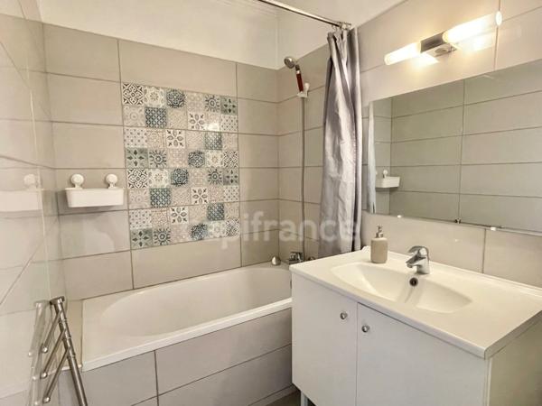 Appartement à vendre 5 pièces PARIS 20EME ARRONDISSEMENT (75)