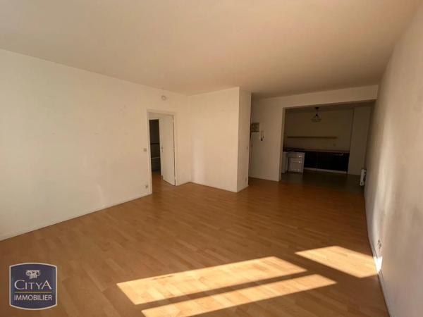 Appartement à louer 2 pièces 50.41m² Lille (59000)