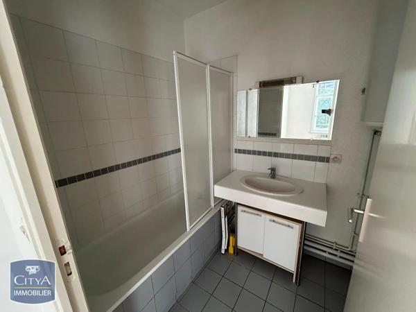 Appartement à louer 2 pièces 50.41m² Lille (59000)
