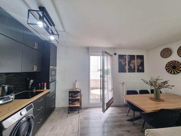Appartement Neuilly Sur Marne 4 pièce(s)  77 m2