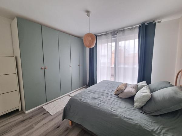 Appartement Neuilly Sur Marne 4 pièce(s)  77 m2