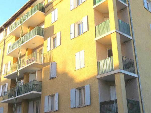 DIGNE-LES-BAINS (04) APPARTEMENT T2 de 51m² avec balcon, 4ème étage avec ascenseur