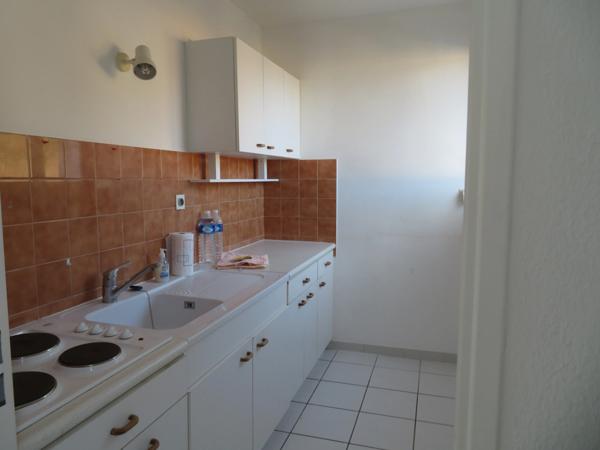 DIGNE-LES-BAINS (04) APPARTEMENT T2 de 51m² avec balcon, 4ème étage avec ascenseur