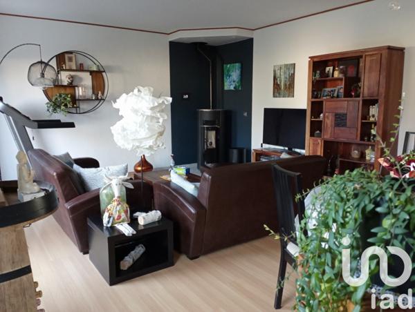 Maison traditionnelle 7 pièces de 190 m² à Evry-Courcouronnes (91000)