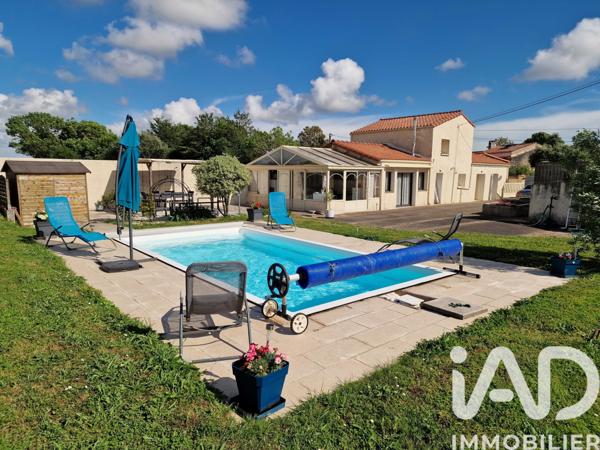 Maison à vendre 5 pièces 120 m² Saint-Vincent-sur-Jard