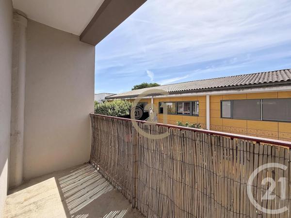 Appartement T2 à vendre  2 pièces - 45,08 m 2   SETE  - 34