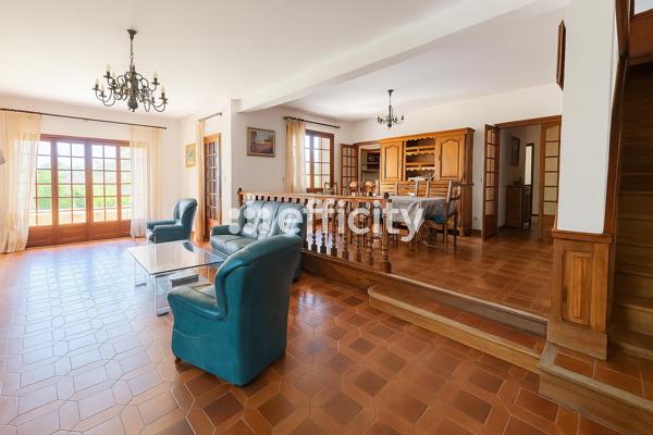 Maison 7 pièces - 245 m² Bien prestige