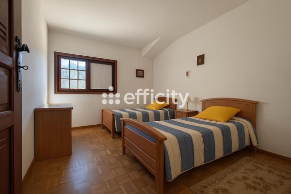 Maison 7 pièces - 245 m² Bien prestige