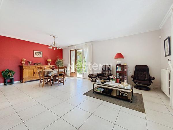 À VENDRE - VILLENEUVE-TOLOSANE - Maison 5 pièce(s) 150 m2 avec grand garage, sous-sol