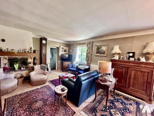 CHATEAUNEUF DE GRASSE - BELLE VILLA INDIVIDUELLE DE 144M²