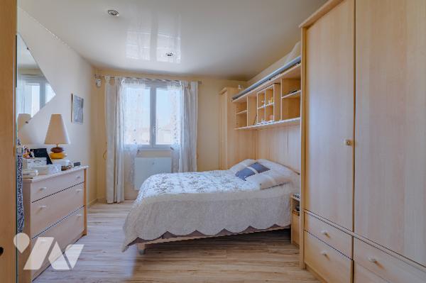 Maison 5 pièces – 168 m² – Piscine – Garage – Terrasse – Annexe – Villeurbanne