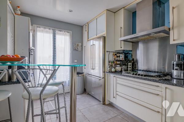 Maison 5 pièces – 168 m² – Piscine – Garage – Terrasse – Annexe – Villeurbanne