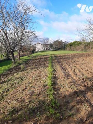 Terrain constructible avec puits