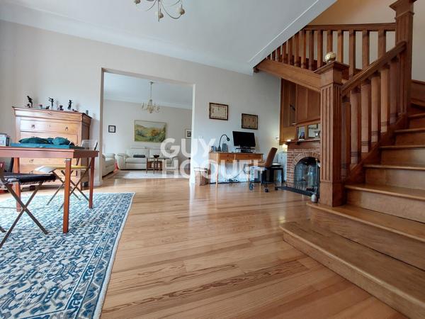Maison à vendre de 8 pièces de 270 m²