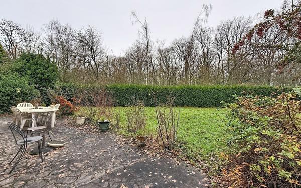 Maison à vendre    5 pièces • 129 m2 Voisins-le-Bretonneux