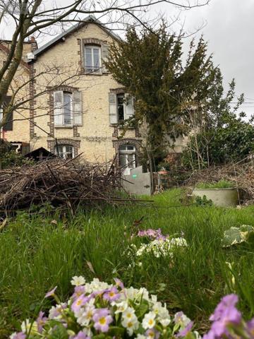 Maison à vendre à Troyes dans l'Aube (10000), ref : 10376/1255   
HOPITAL