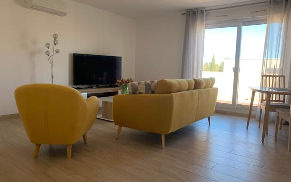 Appartement à louer    4 pièces • 105,27 m2 Nîmes