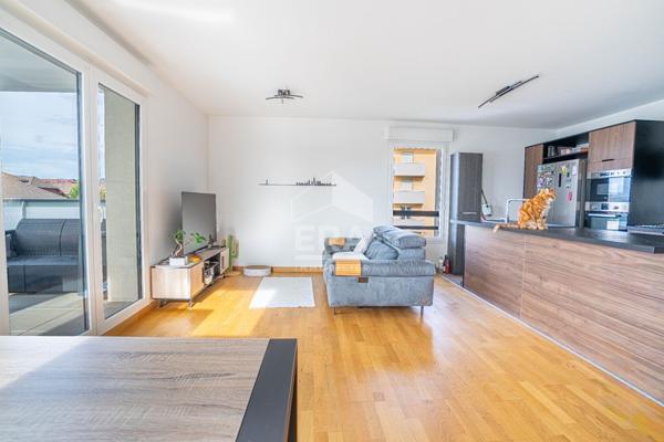 À vendre - Superbe appartement T4 contemporain avec vue montagnes - Annecy - CAVE ET DOUBLE GARAGE INCLUS